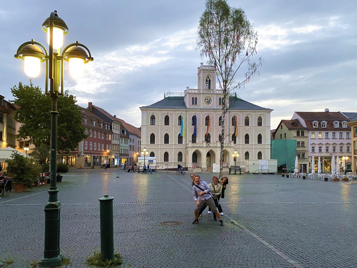 Teamwork auf dem Marktplatz in Weimar. Quelle: BPS architektur gmbh